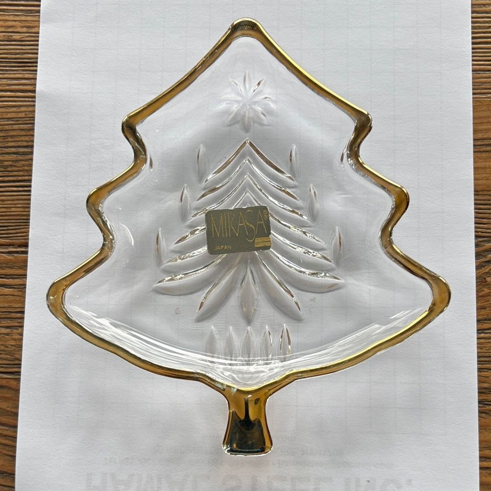 Mikasa Gold-Trimmed Holiday Tree Plate